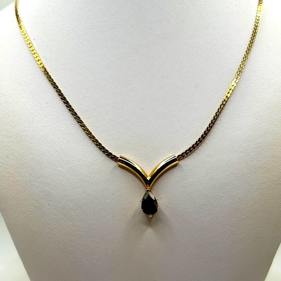 Vintage Burgundy Garnet Gemstone Gold Necklace January Birthstone - Picture 6 of 13